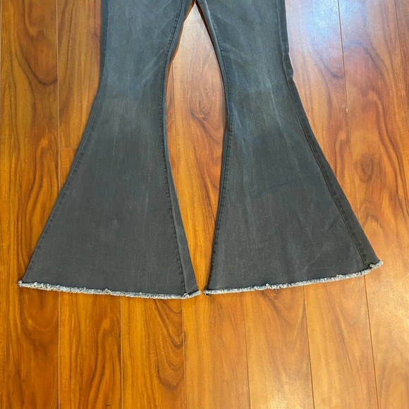 Free People Black Flare Jeans Size 29 - Picture 3 of 4